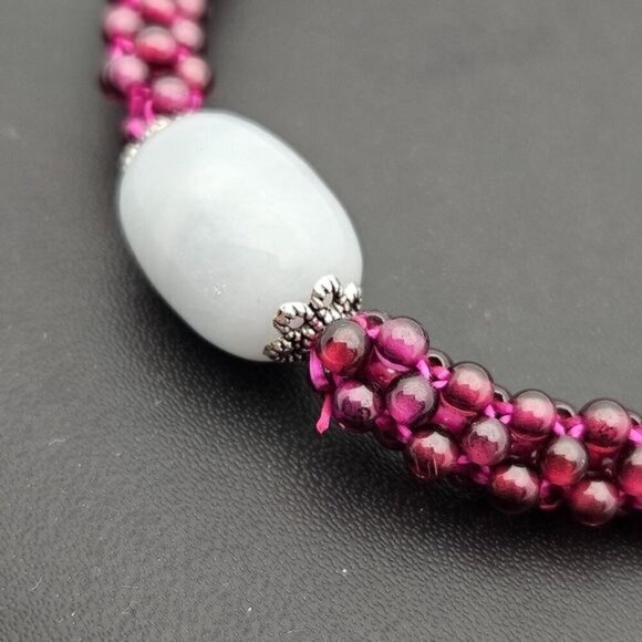 Aquamarine and Garnet Beaded Stretch Bracelet NWOT - Picture 7 of 9